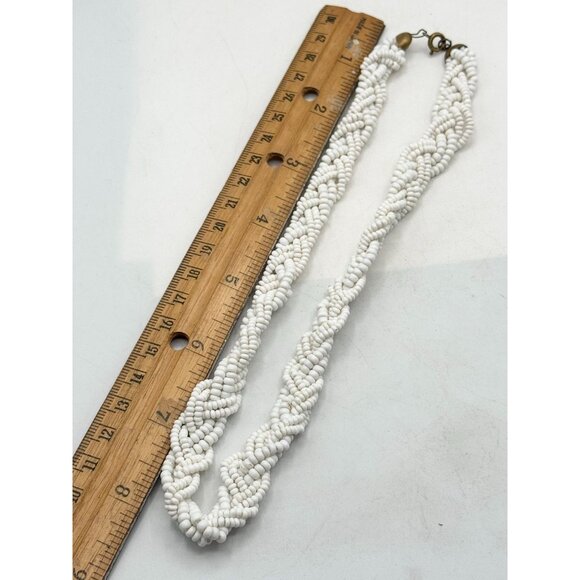 Vintage white milk glass braided beaded necklace - Picture 4 of 4
